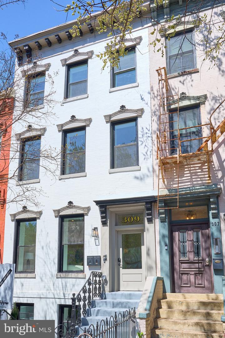 309 M ST NW #B, WASHINGTON, District Of Columbia 20001, 3 Bedrooms Bedrooms, ,2 BathroomsBathrooms,Residential,For sale,309 M ST NW #B,DCDC2199760 MLS # DCDC2199760