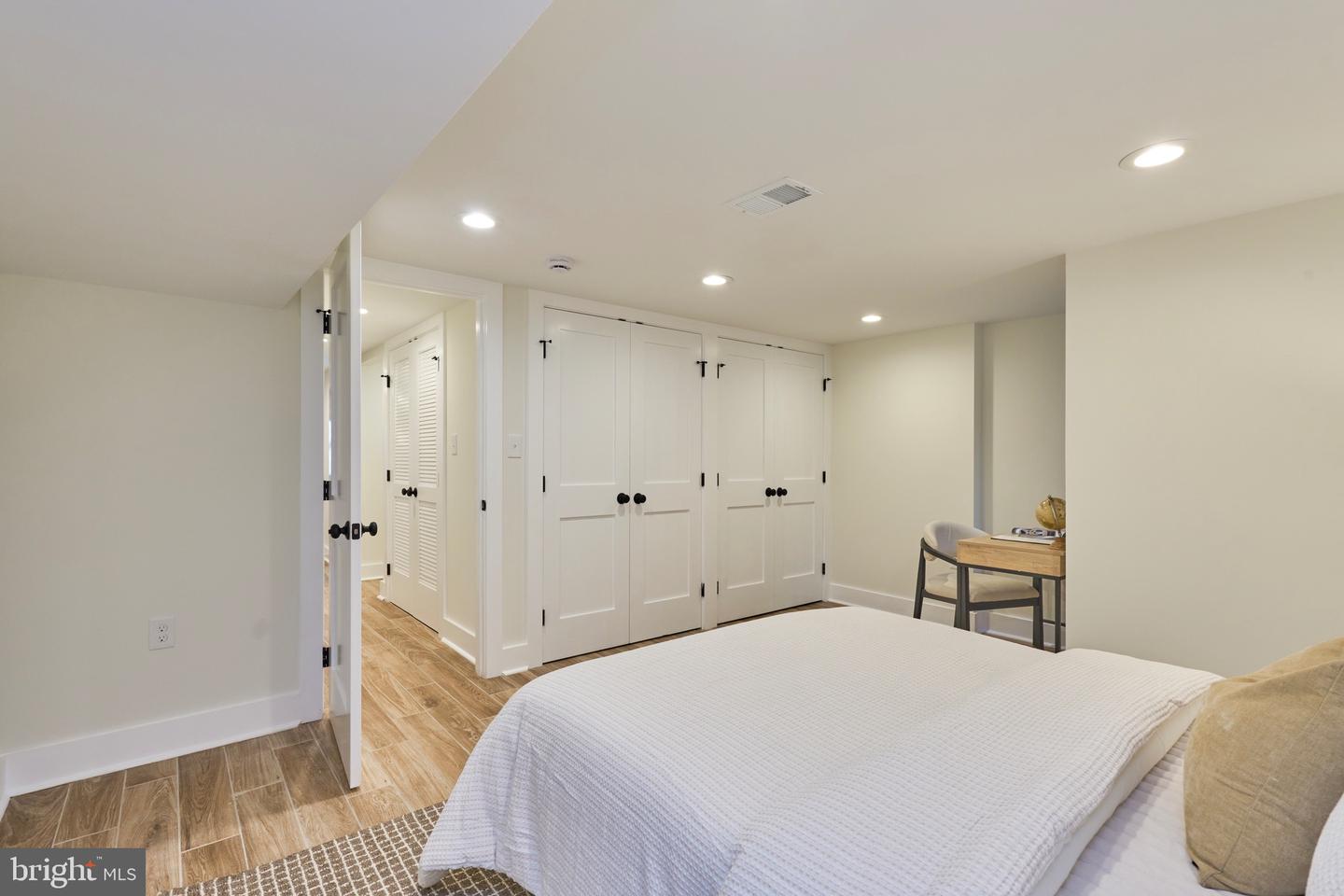 309 M ST NW #B, WASHINGTON, District Of Columbia 20001, 3 Bedrooms Bedrooms, ,2 BathroomsBathrooms,Residential,For sale,309 M ST NW #B,DCDC2199760 MLS # DCDC2199760
