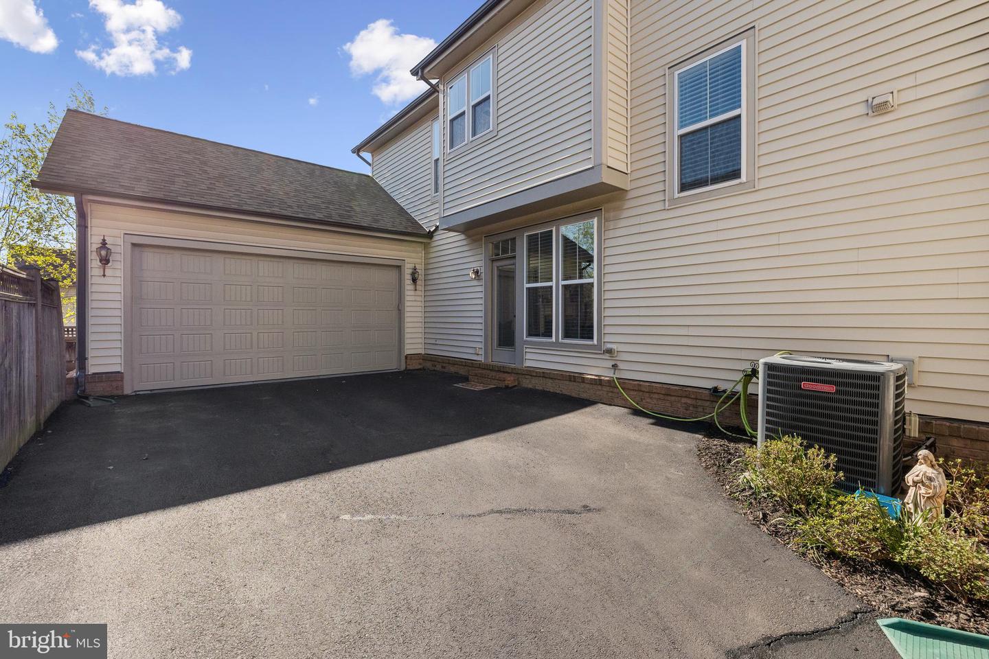 23325 APRIL MIST PL, BRAMBLETON, Virginia 20148, 4 Bedrooms Bedrooms, ,3 BathroomsBathrooms,Residential,For sale,23325 APRIL MIST PL,VALO2095976 MLS # VALO2095976