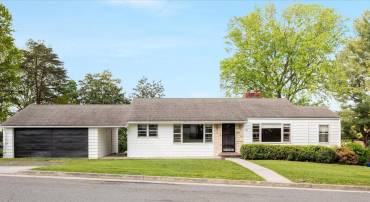 826 W 16TH ST, FRONT ROYAL, Virginia 22630, 3 Bedrooms Bedrooms, ,2 BathroomsBathrooms,Residential,For sale,826 W 16TH ST,VAWR2011108 MLS # VAWR2011108