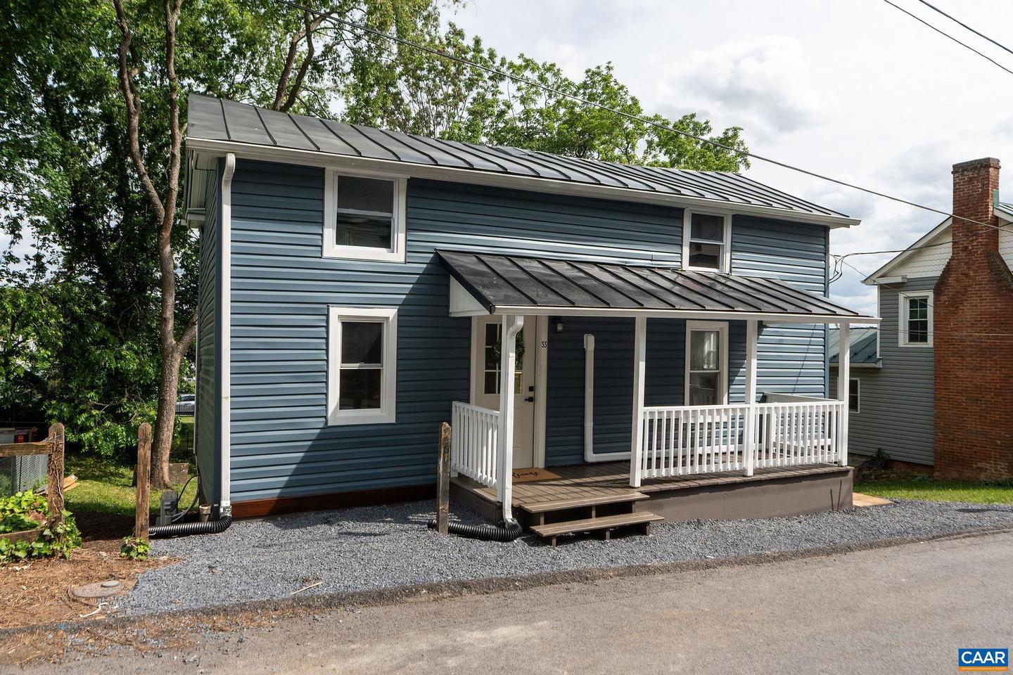 33 BAGBY ST, STAUNTON, Virginia 24401, 2 Bedrooms Bedrooms, ,2 BathroomsBathrooms,Residential,For sale,33 BAGBY ST,664272 MLS # 664272