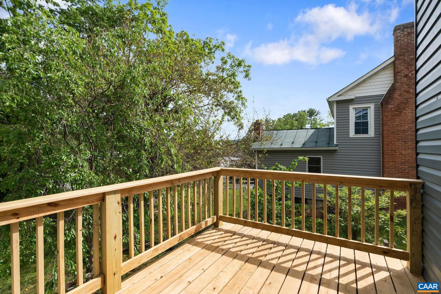 33 BAGBY ST, STAUNTON, Virginia 24401, 2 Bedrooms Bedrooms, ,2 BathroomsBathrooms,Residential,For sale,33 BAGBY ST,664272 MLS # 664272