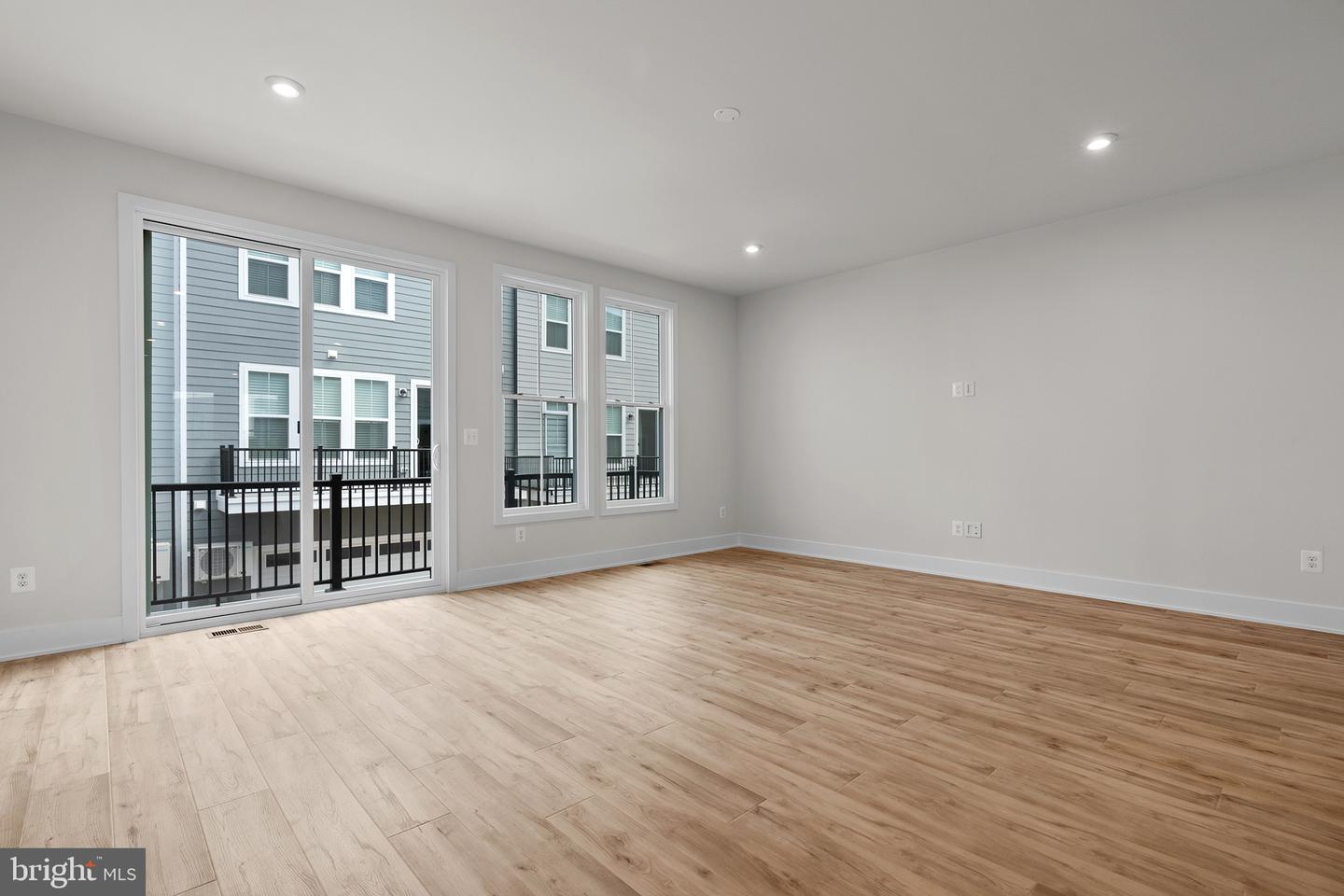 13930 AVIATION PL, HERNDON, Virginia 20171, 4 Bedrooms Bedrooms, ,3 BathroomsBathrooms,Residential,For sale,13930 AVIATION PL,VAFX2239548 MLS # VAFX2239548