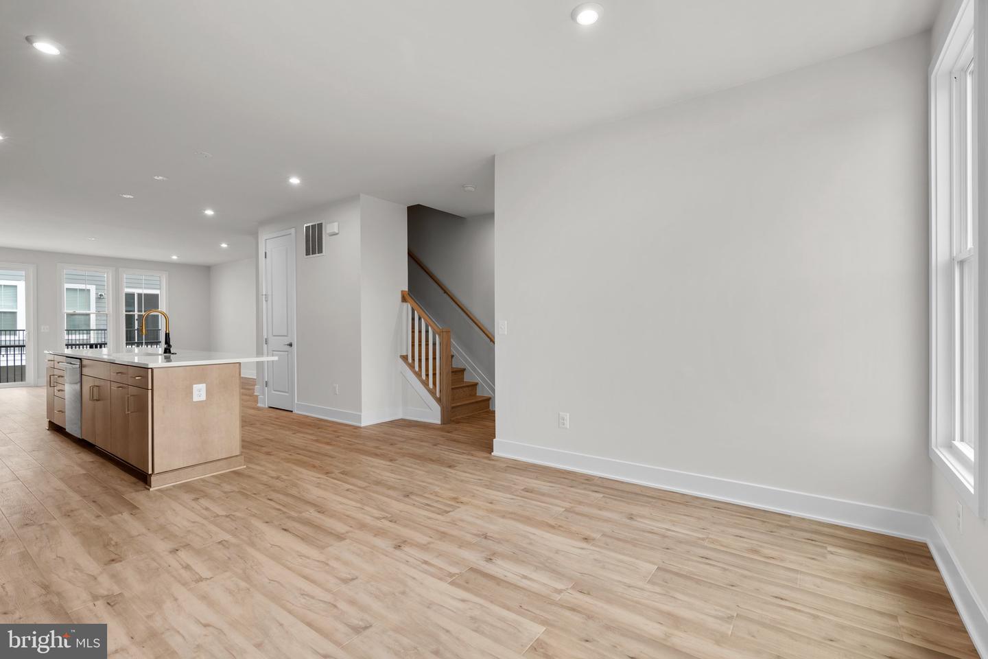 13930 AVIATION PL, HERNDON, Virginia 20171, 4 Bedrooms Bedrooms, ,3 BathroomsBathrooms,Residential,For sale,13930 AVIATION PL,VAFX2239548 MLS # VAFX2239548