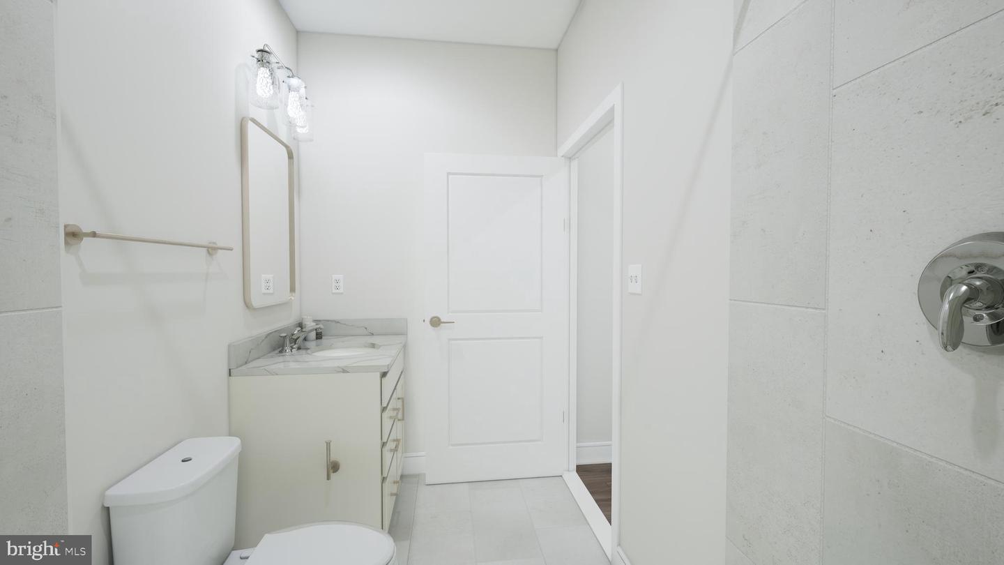 23640 BOLTON CRESCENT TER #13-302, ASHBURN, Virginia 20148, 2 Bedrooms Bedrooms, ,2 BathroomsBathrooms,Residential,For sale,23640 BOLTON CRESCENT TER #13-302,VALO2095932 MLS # VALO2095932