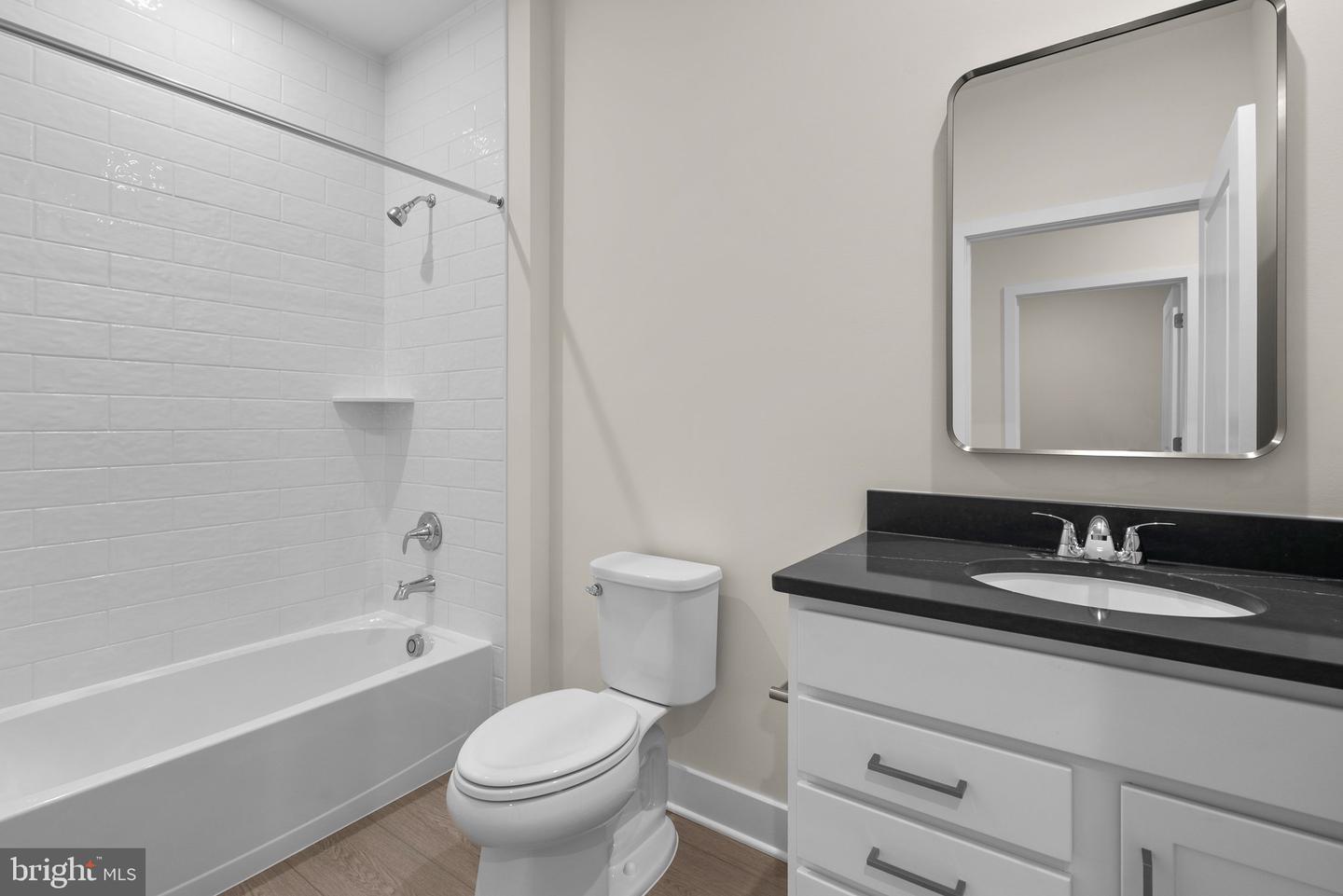 44482 LOWESTOFT SQ, ASHBURN, Virginia 20147, 3 Bedrooms Bedrooms, ,2 BathroomsBathrooms,Residential,For sale,44482 LOWESTOFT SQ,VALO2095942 MLS # VALO2095942