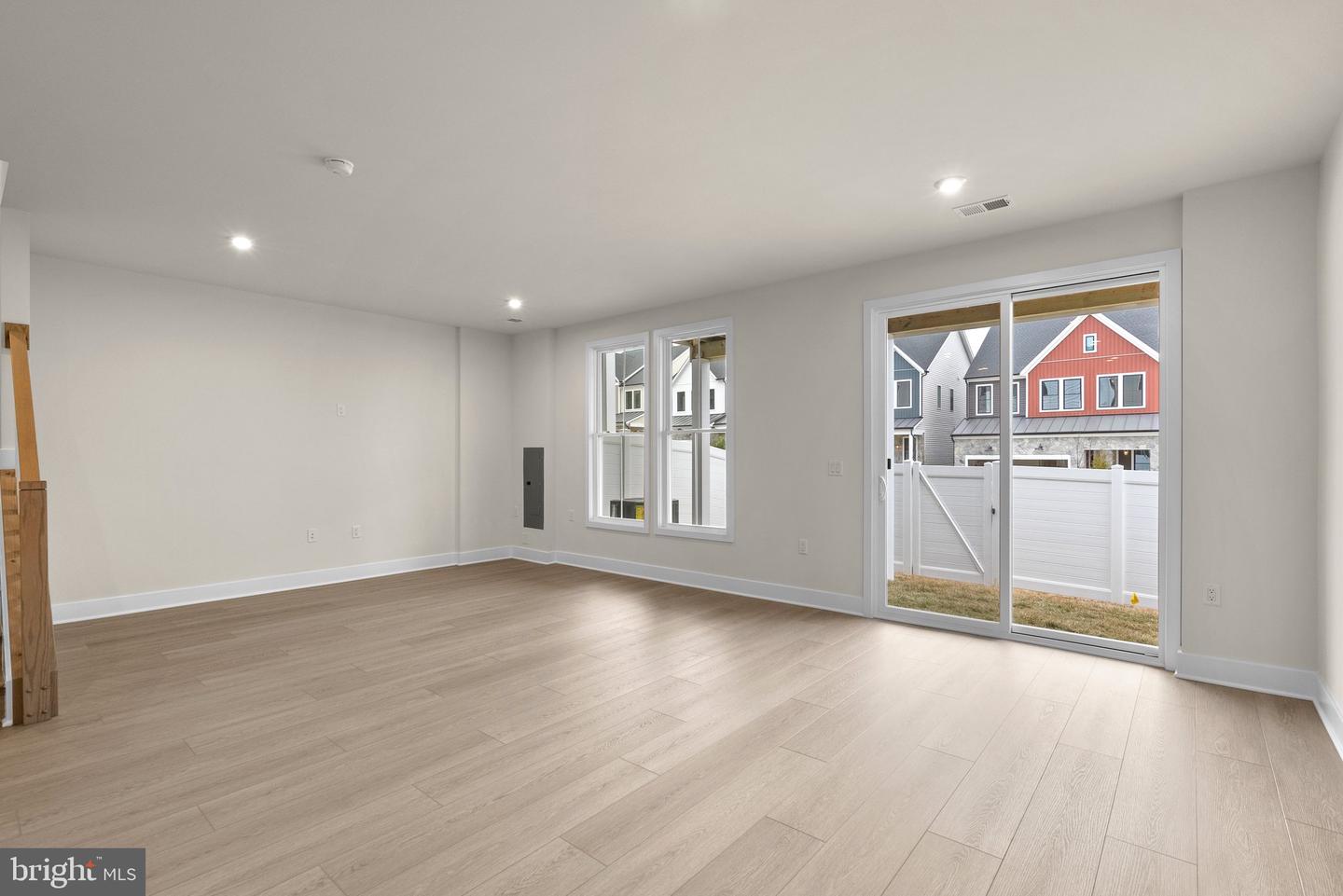 44482 LOWESTOFT SQ, ASHBURN, Virginia 20147, 3 Bedrooms Bedrooms, ,2 BathroomsBathrooms,Residential,For sale,44482 LOWESTOFT SQ,VALO2095942 MLS # VALO2095942