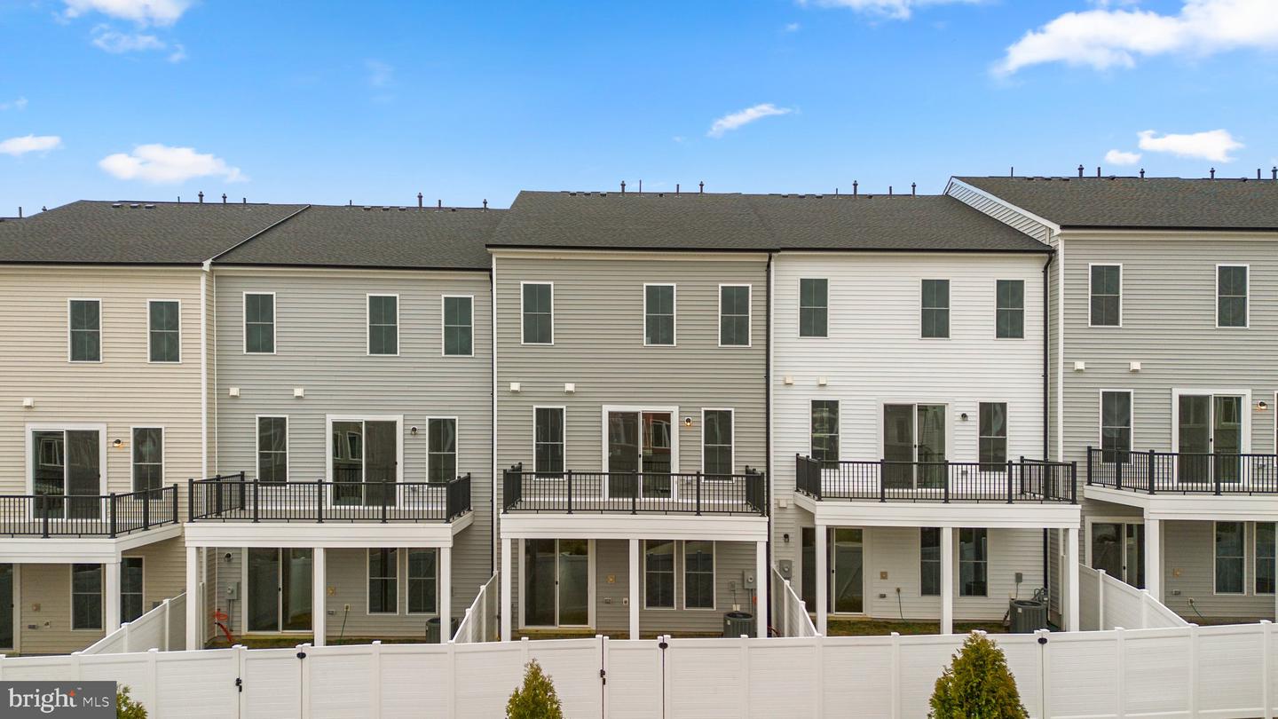 44482 LOWESTOFT SQ, ASHBURN, Virginia 20147, 3 Bedrooms Bedrooms, ,2 BathroomsBathrooms,Residential,For sale,44482 LOWESTOFT SQ,VALO2095942 MLS # VALO2095942