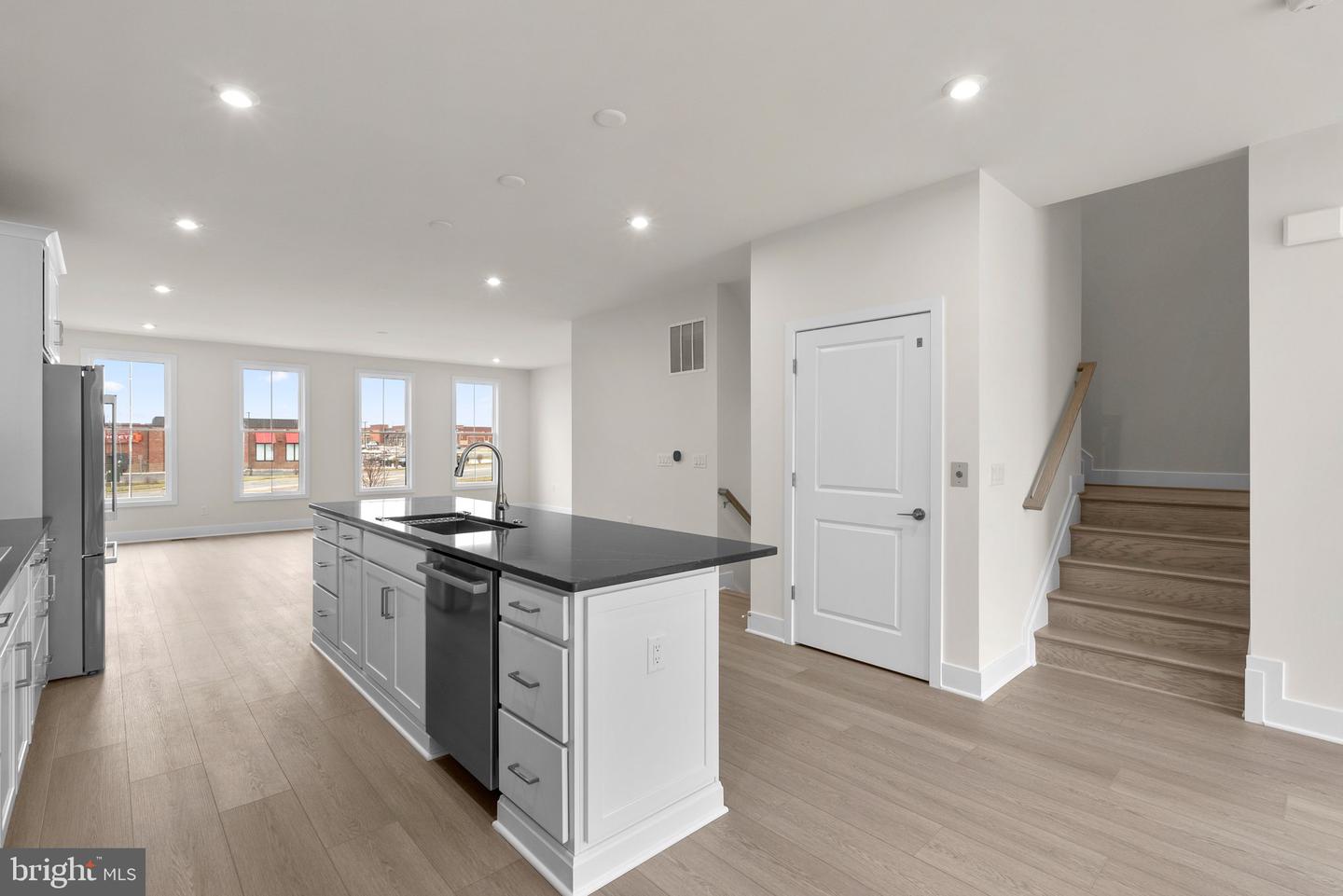 44482 LOWESTOFT SQ, ASHBURN, Virginia 20147, 3 Bedrooms Bedrooms, ,2 BathroomsBathrooms,Residential,For sale,44482 LOWESTOFT SQ,VALO2095942 MLS # VALO2095942