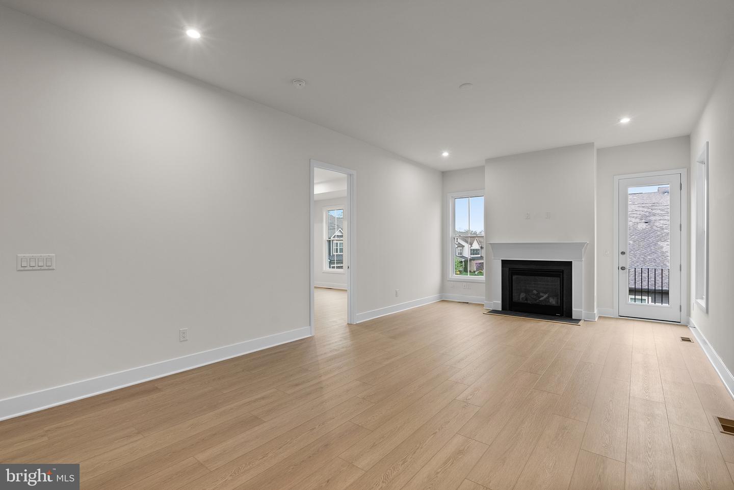 44470 COALPORT SQ, ASHBURN, Virginia 20147, 4 Bedrooms Bedrooms, ,3 BathroomsBathrooms,Residential,For sale,44470 COALPORT SQ,VALO2095946 MLS # VALO2095946