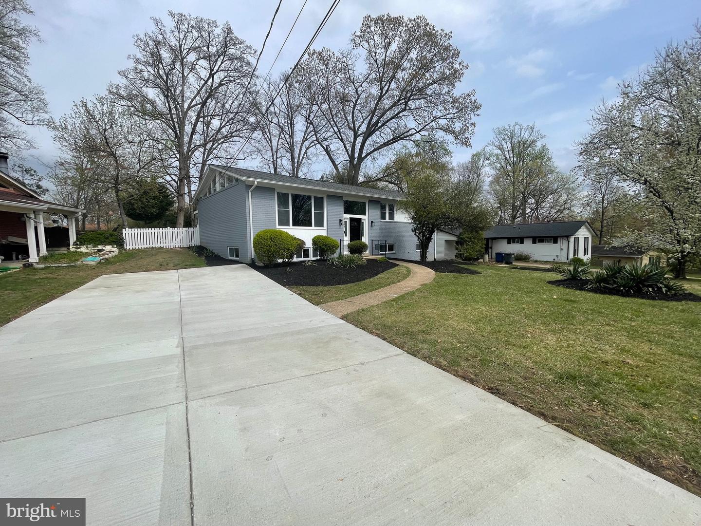5507 KINGS PARK DR, SPRINGFIELD, Virginia 22151, 4 Bedrooms Bedrooms, ,3 BathroomsBathrooms,Residential,For sale,5507 KINGS PARK DR,VAFX2239562 MLS # VAFX2239562