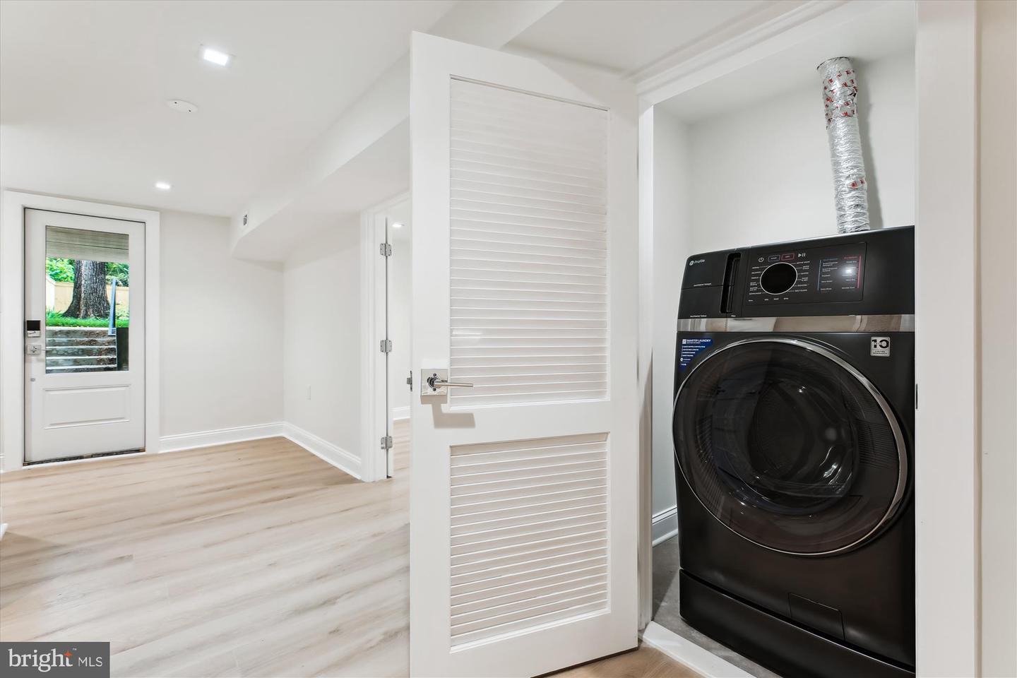 1317 GALLATIN ST NW, WASHINGTON, District Of Columbia 20011, 5 Bedrooms Bedrooms, ,4 BathroomsBathrooms,Residential,For sale,1317 GALLATIN ST NW,DCDC2199704 MLS # DCDC2199704