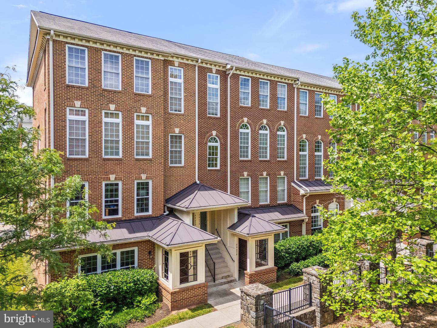 4463-B BEACON GROVE CIR #702B, FAIRFAX, Virginia 22033, 3 Bedrooms Bedrooms, ,2 BathroomsBathrooms,Residential,For sale,4463-B BEACON GROVE CIR #702B,VAFX2239558 MLS # VAFX2239558
