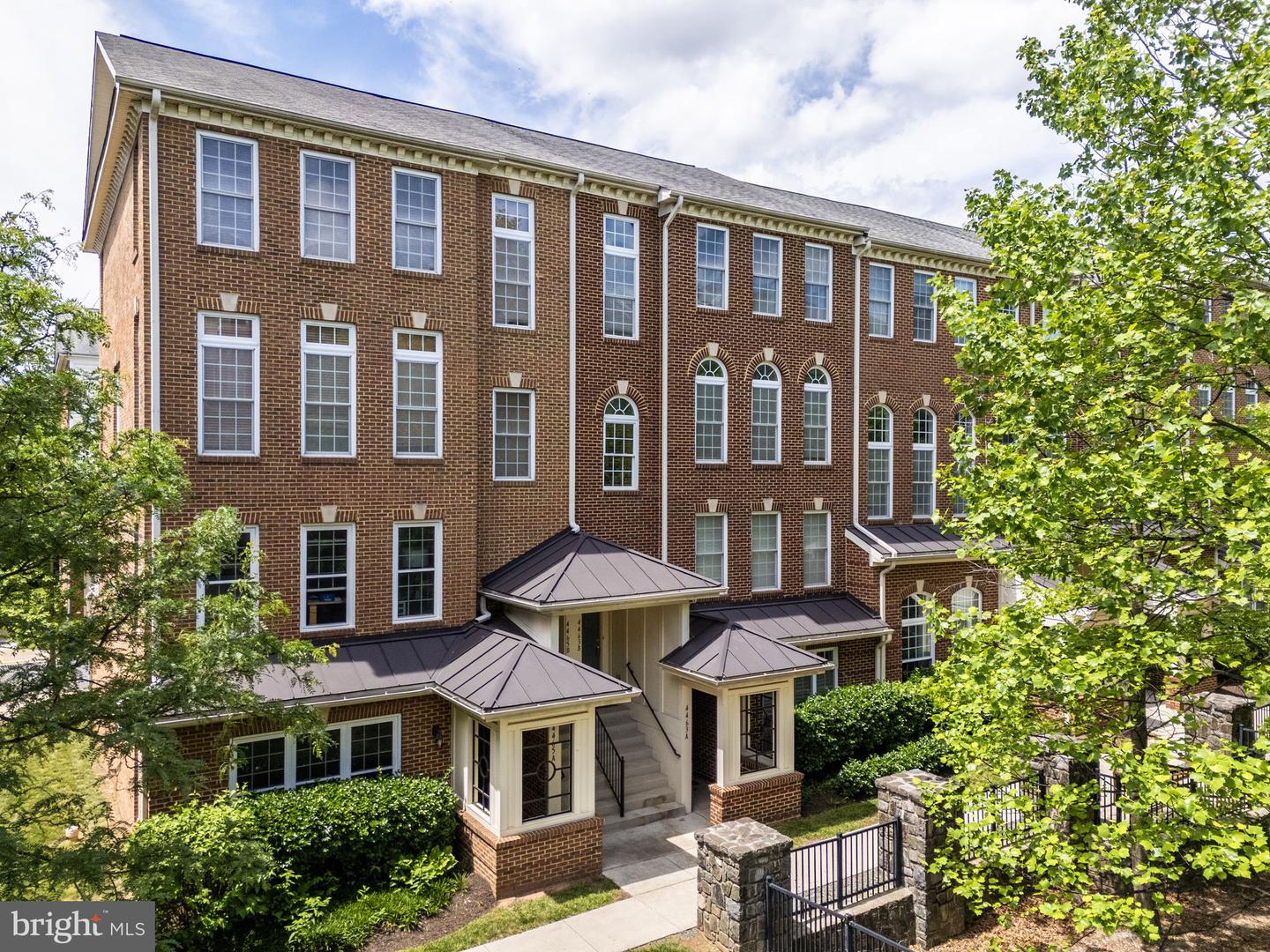4463-B BEACON GROVE CIR #702B, FAIRFAX, Virginia 22033, 3 Bedrooms Bedrooms, ,2 BathroomsBathrooms,Residential,For sale,4463-B BEACON GROVE CIR #702B,VAFX2239558 MLS # VAFX2239558