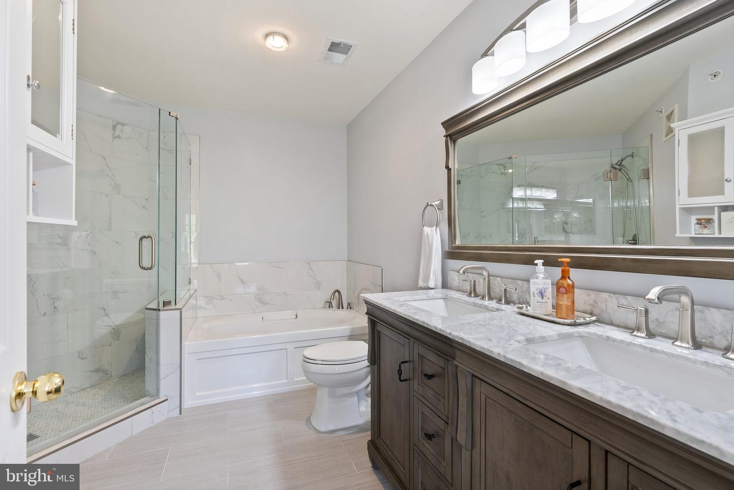 4463-B BEACON GROVE CIR #702B, FAIRFAX, Virginia 22033, 3 Bedrooms Bedrooms, ,2 BathroomsBathrooms,Residential,For sale,4463-B BEACON GROVE CIR #702B,VAFX2239558 MLS # VAFX2239558