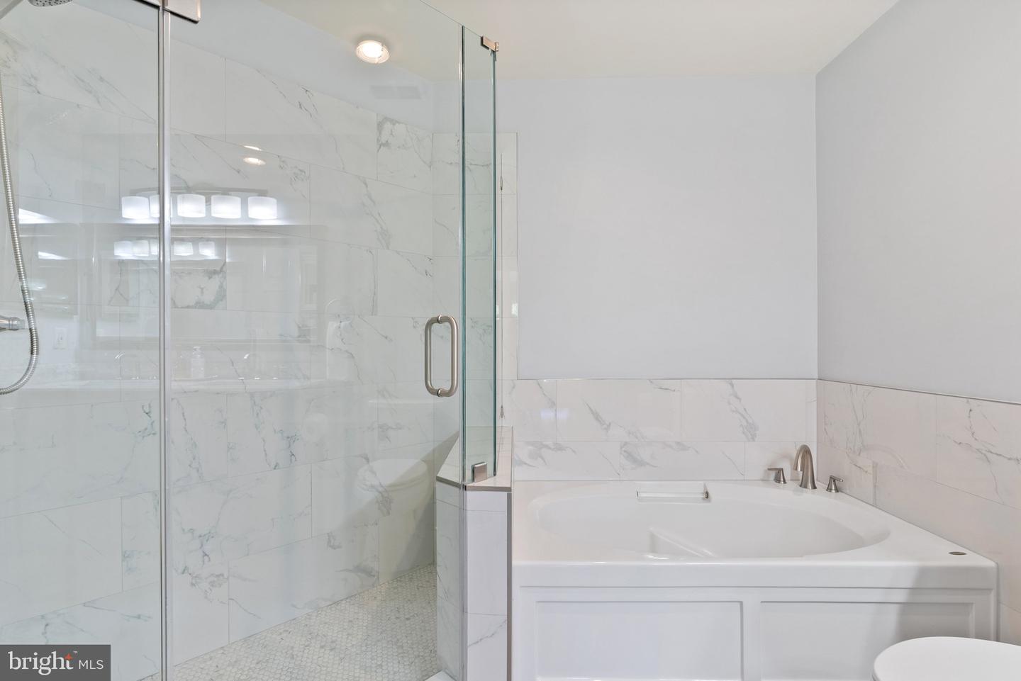 4463-B BEACON GROVE CIR #702B, FAIRFAX, Virginia 22033, 3 Bedrooms Bedrooms, ,2 BathroomsBathrooms,Residential,For sale,4463-B BEACON GROVE CIR #702B,VAFX2239558 MLS # VAFX2239558