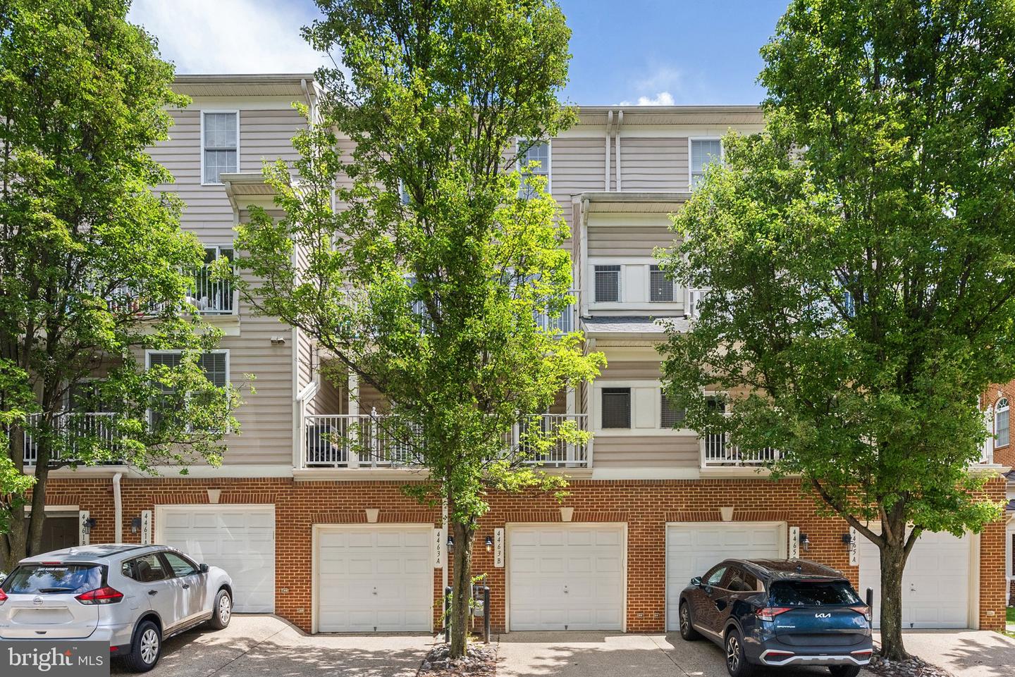 4463-B BEACON GROVE CIR #702B, FAIRFAX, Virginia 22033, 3 Bedrooms Bedrooms, ,2 BathroomsBathrooms,Residential,For sale,4463-B BEACON GROVE CIR #702B,VAFX2239558 MLS # VAFX2239558