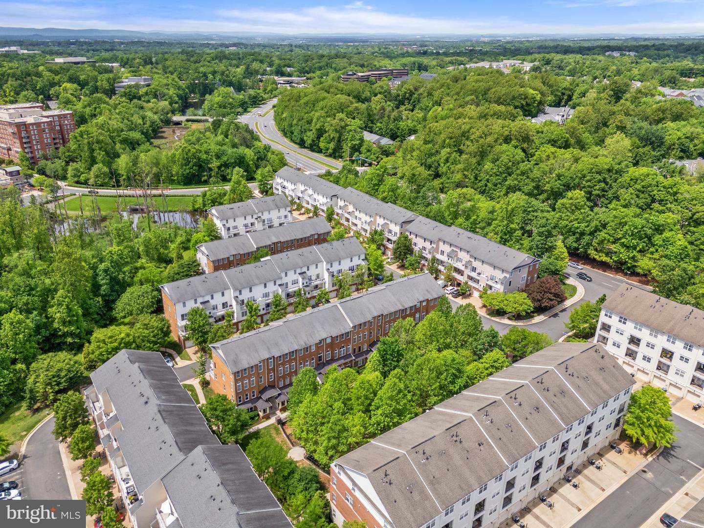 4463-B BEACON GROVE CIR #702B, FAIRFAX, Virginia 22033, 3 Bedrooms Bedrooms, ,2 BathroomsBathrooms,Residential,For sale,4463-B BEACON GROVE CIR #702B,VAFX2239558 MLS # VAFX2239558