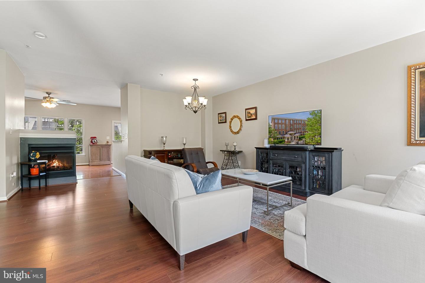 4463-B BEACON GROVE CIR #702B, FAIRFAX, Virginia 22033, 3 Bedrooms Bedrooms, ,2 BathroomsBathrooms,Residential,For sale,4463-B BEACON GROVE CIR #702B,VAFX2239558 MLS # VAFX2239558