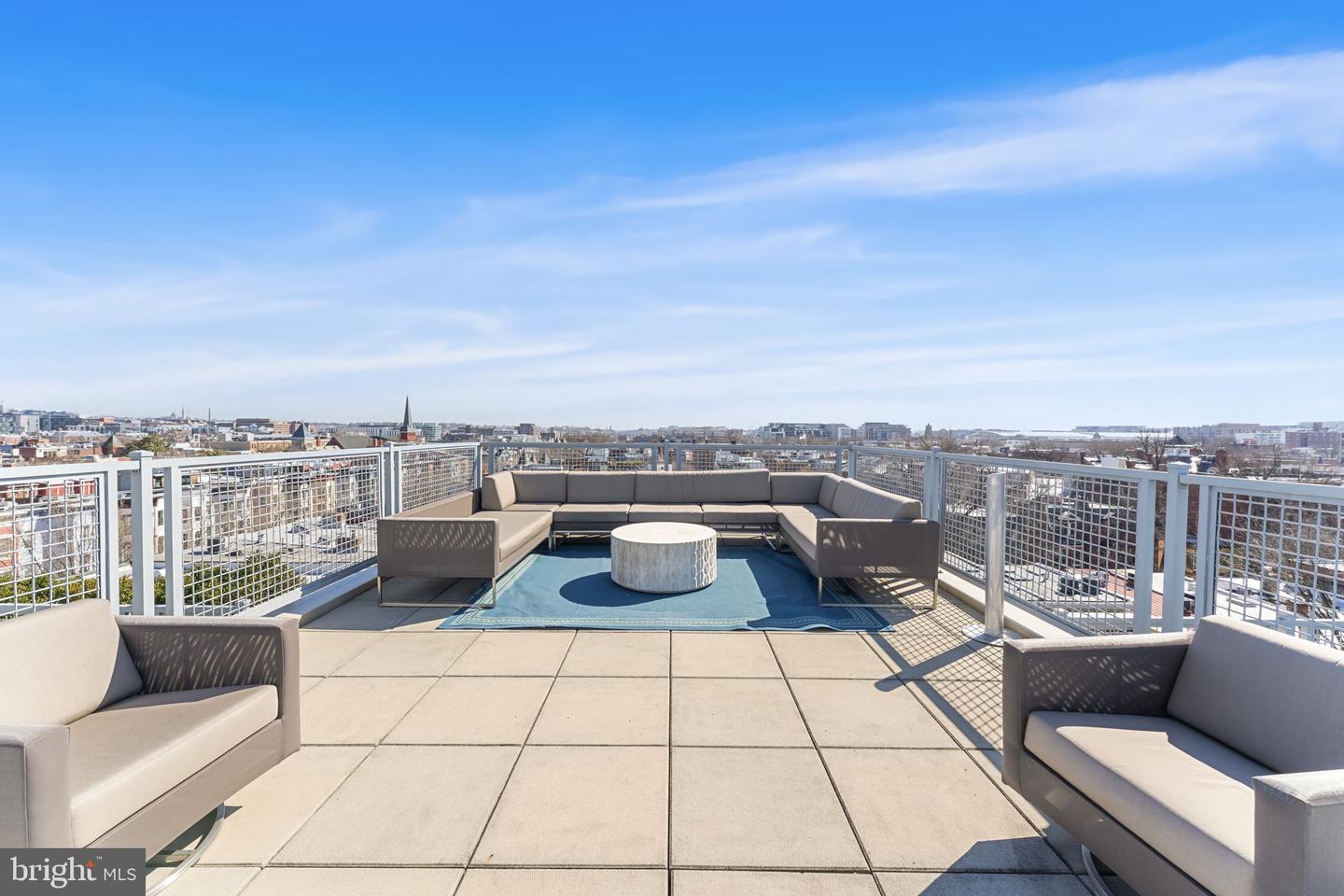 1529 14TH ST NW #309, WASHINGTON, District Of Columbia 20005, 1 Bedroom Bedrooms, ,1 BathroomBathrooms,Residential,For sale,1529 14TH ST NW #309,DCDC2199696 MLS # DCDC2199696