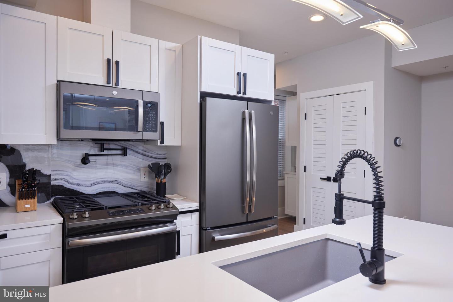 1444 NEWTON ST NW #2, WASHINGTON, District Of Columbia 20010, 3 Bedrooms Bedrooms, ,3 BathroomsBathrooms,Residential,For sale,1444 NEWTON ST NW #2,DCDC2199750 MLS # DCDC2199750