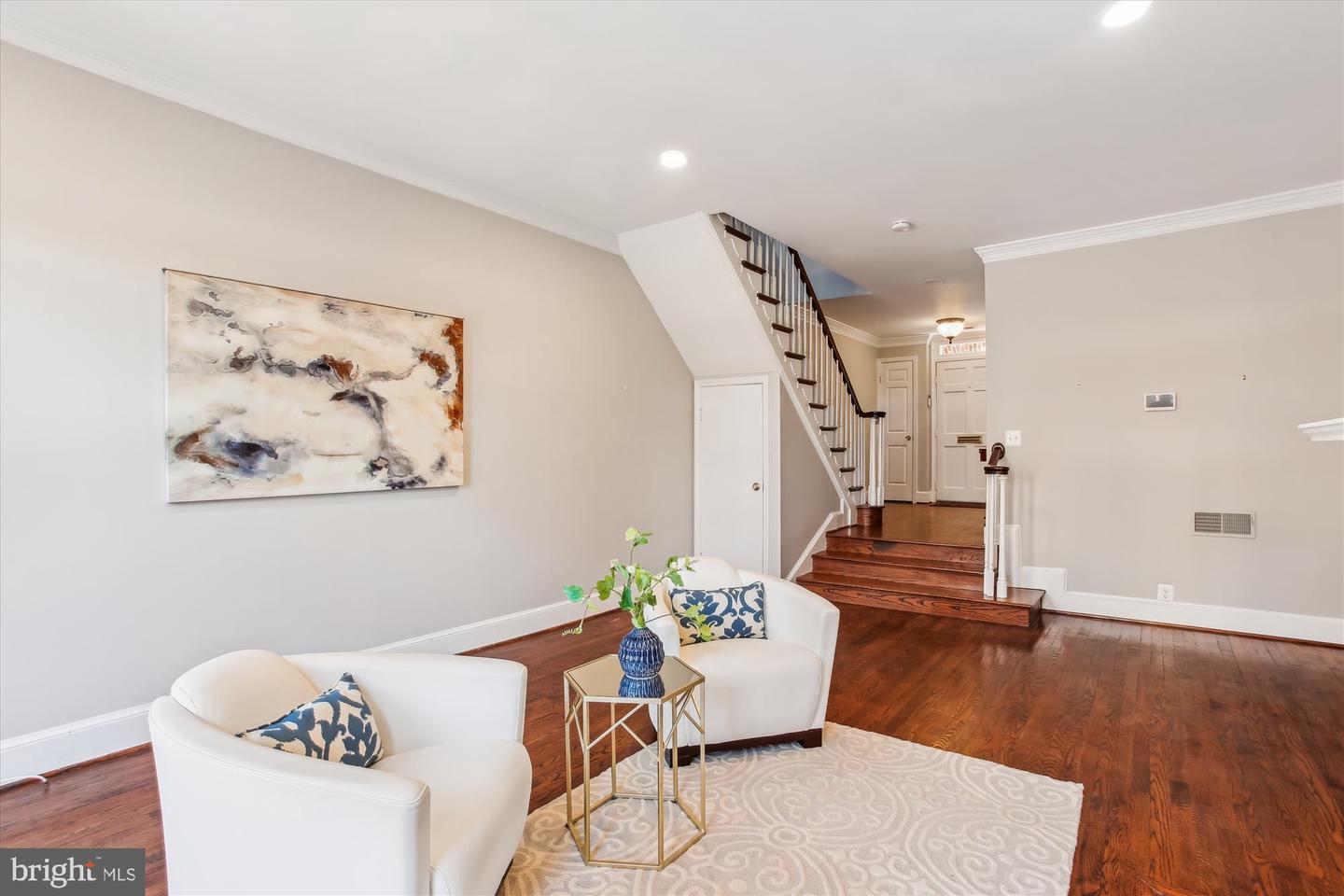 1162 N PITT ST, ALEXANDRIA, Virginia 22314, 2 Bedrooms Bedrooms, ,2 BathroomsBathrooms,Residential,For sale,1162 N PITT ST,VAAX2045152 MLS # VAAX2045152