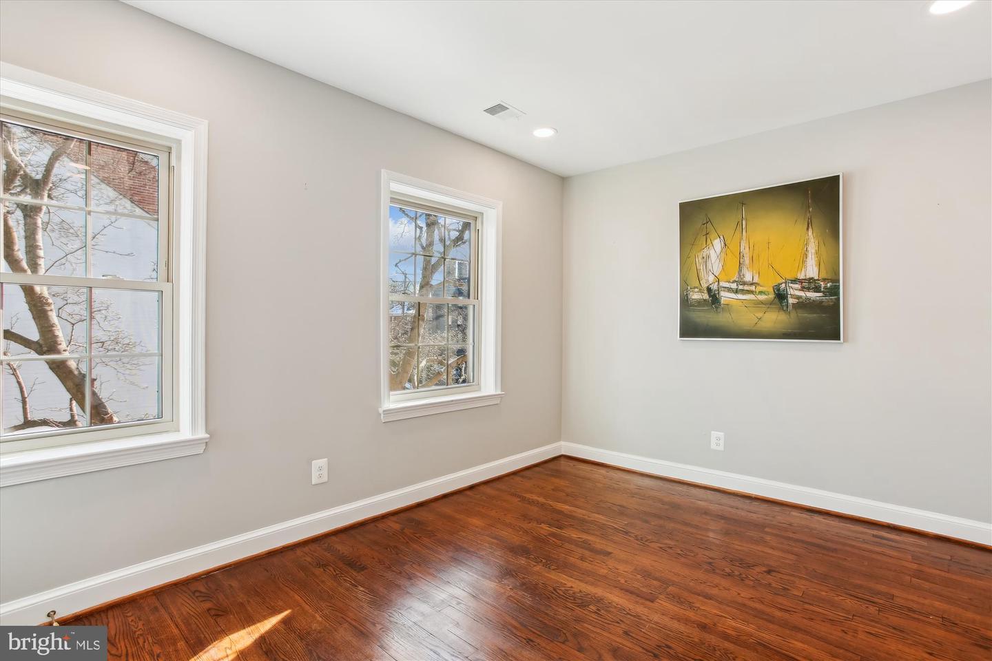 1162 N PITT ST, ALEXANDRIA, Virginia 22314, 2 Bedrooms Bedrooms, ,2 BathroomsBathrooms,Residential,For sale,1162 N PITT ST,VAAX2045152 MLS # VAAX2045152