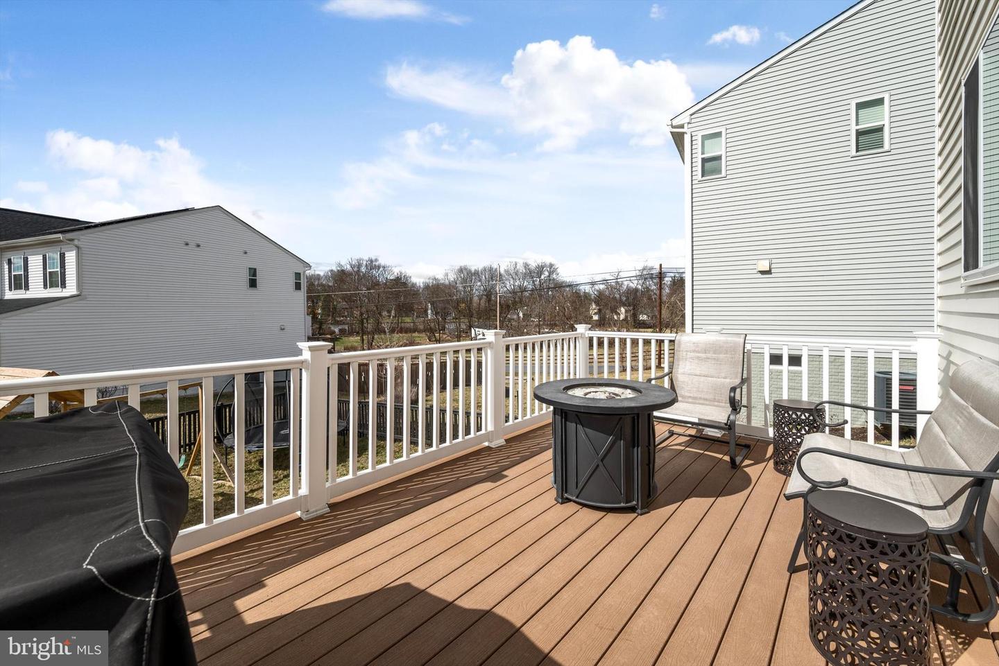 237 PLEASANT HILL DR, BOYCE, Virginia 22620, 4 Bedrooms Bedrooms, ,2 BathroomsBathrooms,Residential,For sale,237 PLEASANT HILL DR,VACL2003722 MLS # VACL2003722