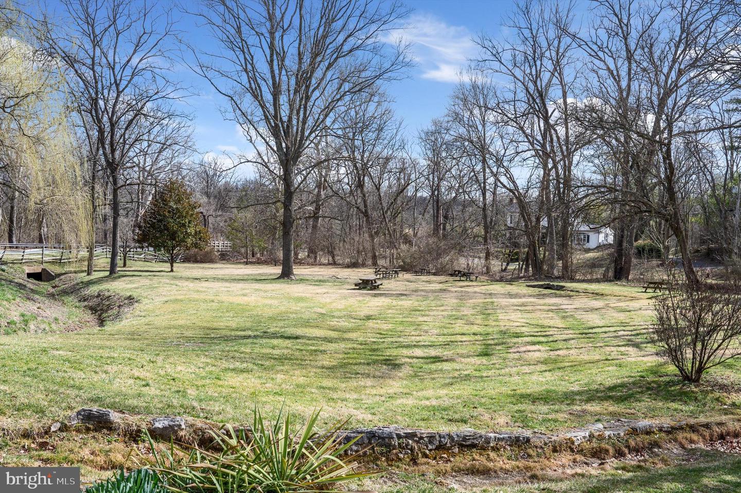237 PLEASANT HILL DR, BOYCE, Virginia 22620, 4 Bedrooms Bedrooms, ,2 BathroomsBathrooms,Residential,For sale,237 PLEASANT HILL DR,VACL2003722 MLS # VACL2003722