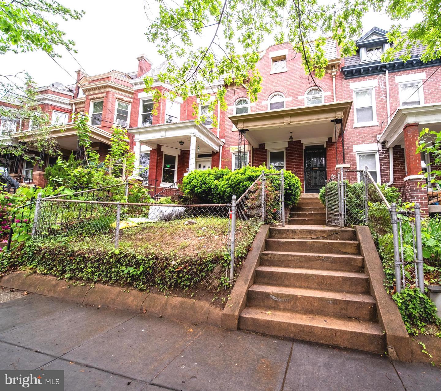 1415 ALLISON ST NW, WASHINGTON, District Of Columbia 20011, 4 Bedrooms Bedrooms, ,2 BathroomsBathrooms,Residential,For sale,1415 ALLISON ST NW,DCDC2199838 MLS # DCDC2199838