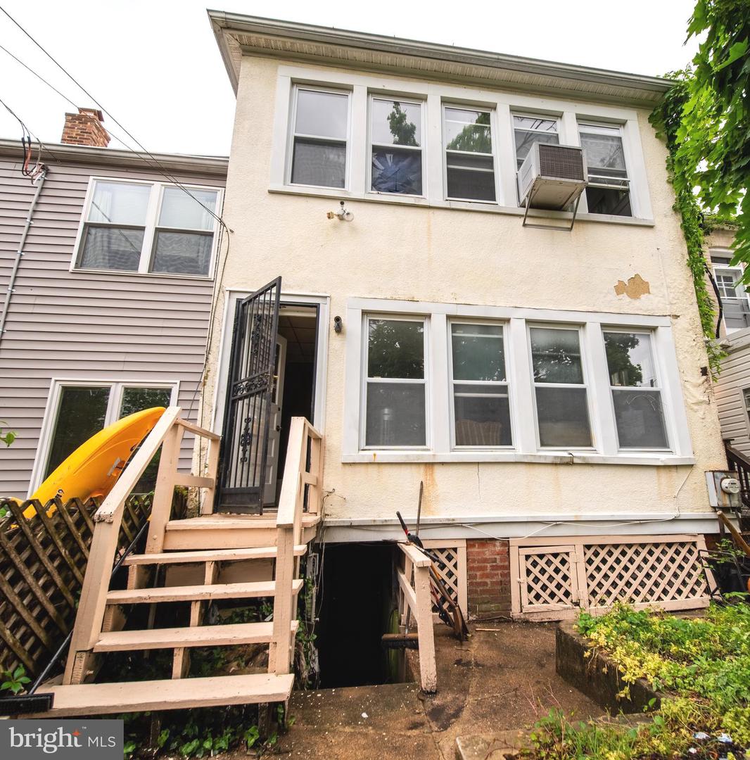 1415 ALLISON ST NW, WASHINGTON, District Of Columbia 20011, 4 Bedrooms Bedrooms, ,2 BathroomsBathrooms,Residential,For sale,1415 ALLISON ST NW,DCDC2199838 MLS # DCDC2199838