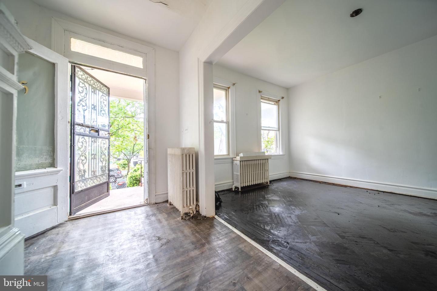 1415 ALLISON ST NW, WASHINGTON, District Of Columbia 20011, 4 Bedrooms Bedrooms, ,2 BathroomsBathrooms,Residential,For sale,1415 ALLISON ST NW,DCDC2199838 MLS # DCDC2199838
