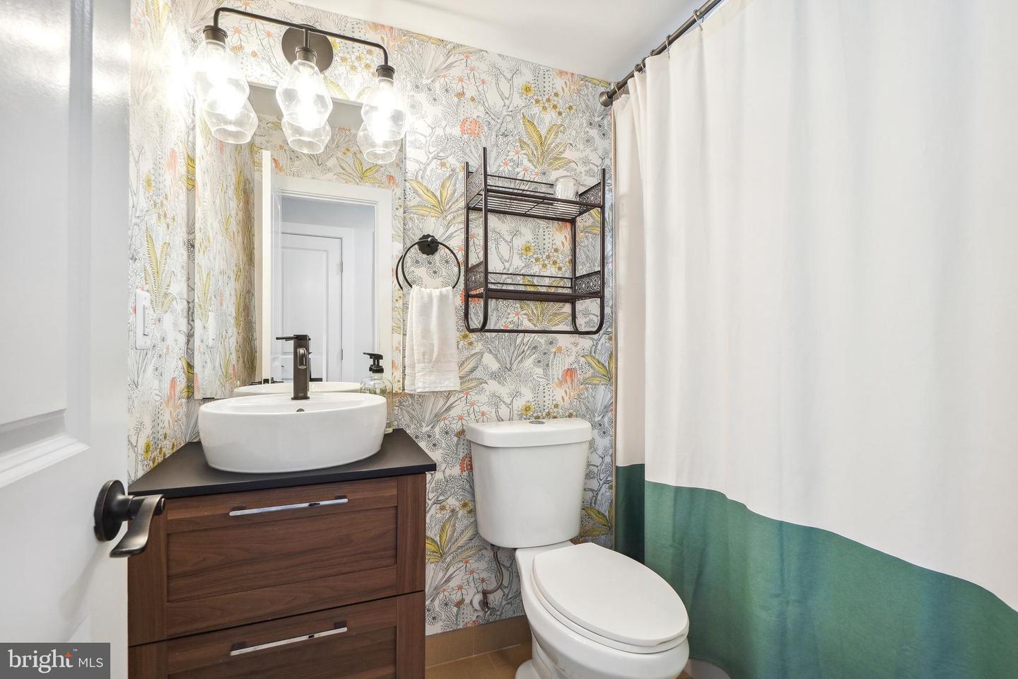 528 KENNEDY ST NW #502, WASHINGTON, District Of Columbia 20011, 2 Bedrooms Bedrooms, ,1 BathroomBathrooms,Residential,For sale,528 KENNEDY ST NW #502,DCDC2199848 MLS # DCDC2199848