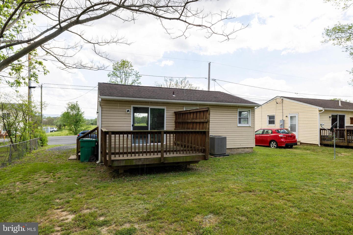 4 COTTAGE DR, LURAY, Virginia 22835, 2 Bedrooms Bedrooms, ,1 BathroomBathrooms,Residential,For sale,4 COTTAGE DR,VAPA2004884 MLS # VAPA2004884