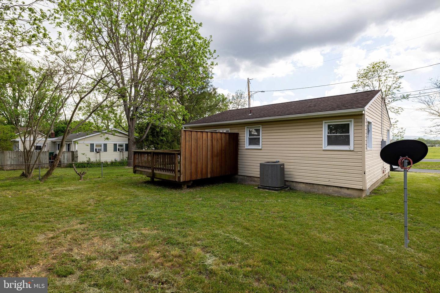 4 COTTAGE DR, LURAY, Virginia 22835, 2 Bedrooms Bedrooms, ,1 BathroomBathrooms,Residential,For sale,4 COTTAGE DR,VAPA2004884 MLS # VAPA2004884