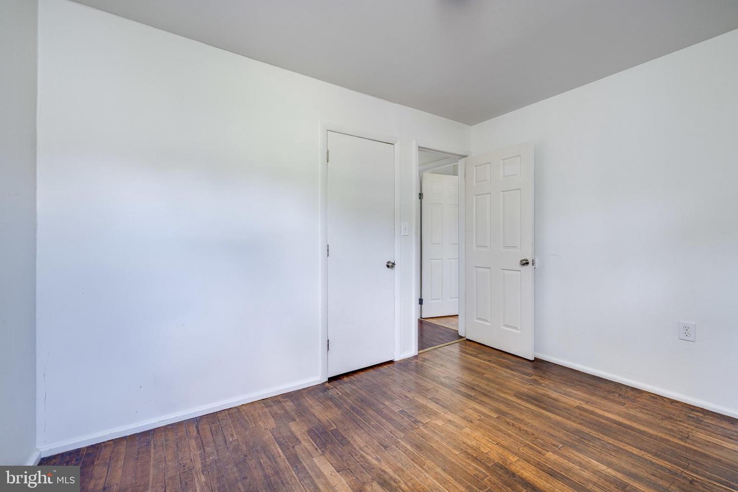4 COTTAGE DR, LURAY, Virginia 22835, 2 Bedrooms Bedrooms, ,1 BathroomBathrooms,Residential,For sale,4 COTTAGE DR,VAPA2004884 MLS # VAPA2004884