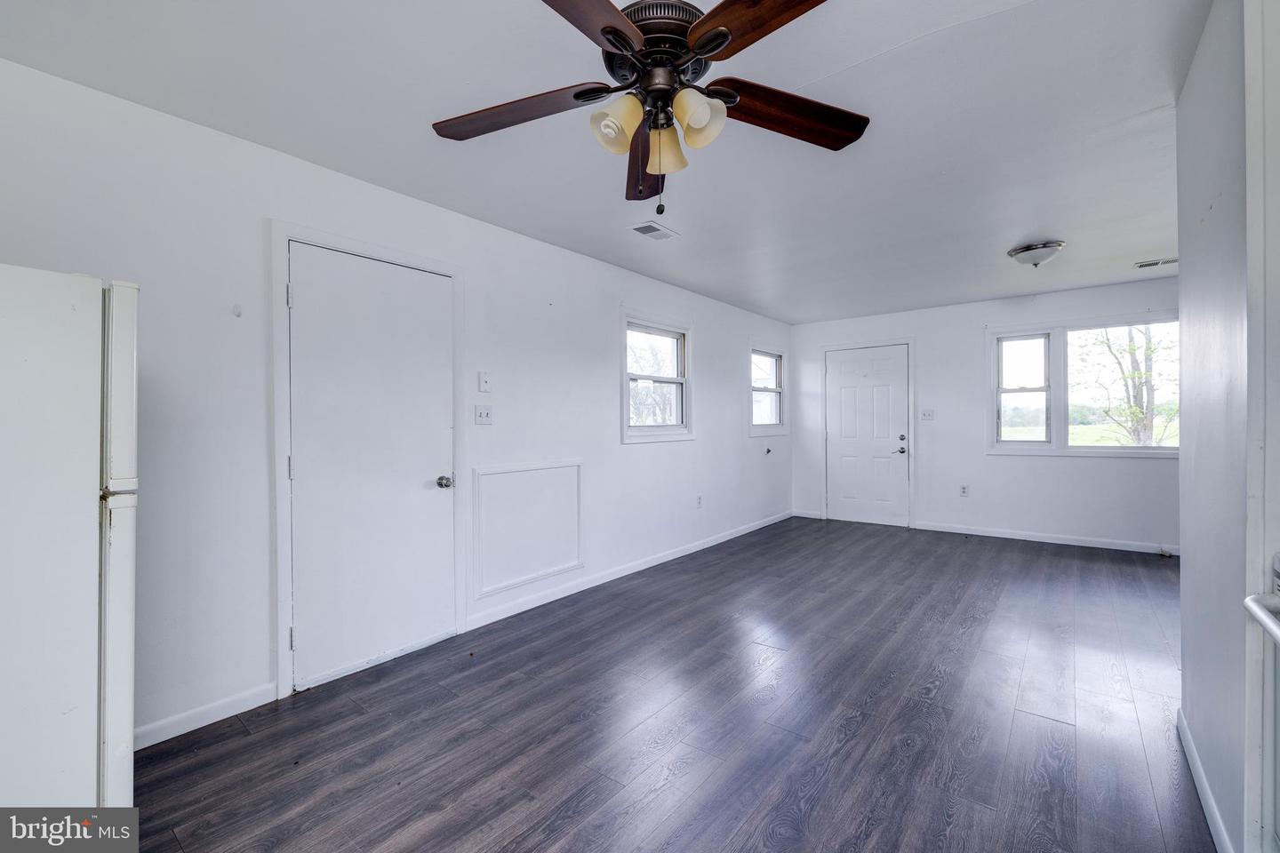 4 COTTAGE DR, LURAY, Virginia 22835, 2 Bedrooms Bedrooms, ,1 BathroomBathrooms,Residential,For sale,4 COTTAGE DR,VAPA2004884 MLS # VAPA2004884