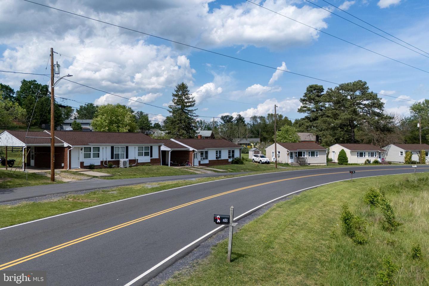 4 COTTAGE DR, LURAY, Virginia 22835, 2 Bedrooms Bedrooms, ,1 BathroomBathrooms,Residential,For sale,4 COTTAGE DR,VAPA2004884 MLS # VAPA2004884