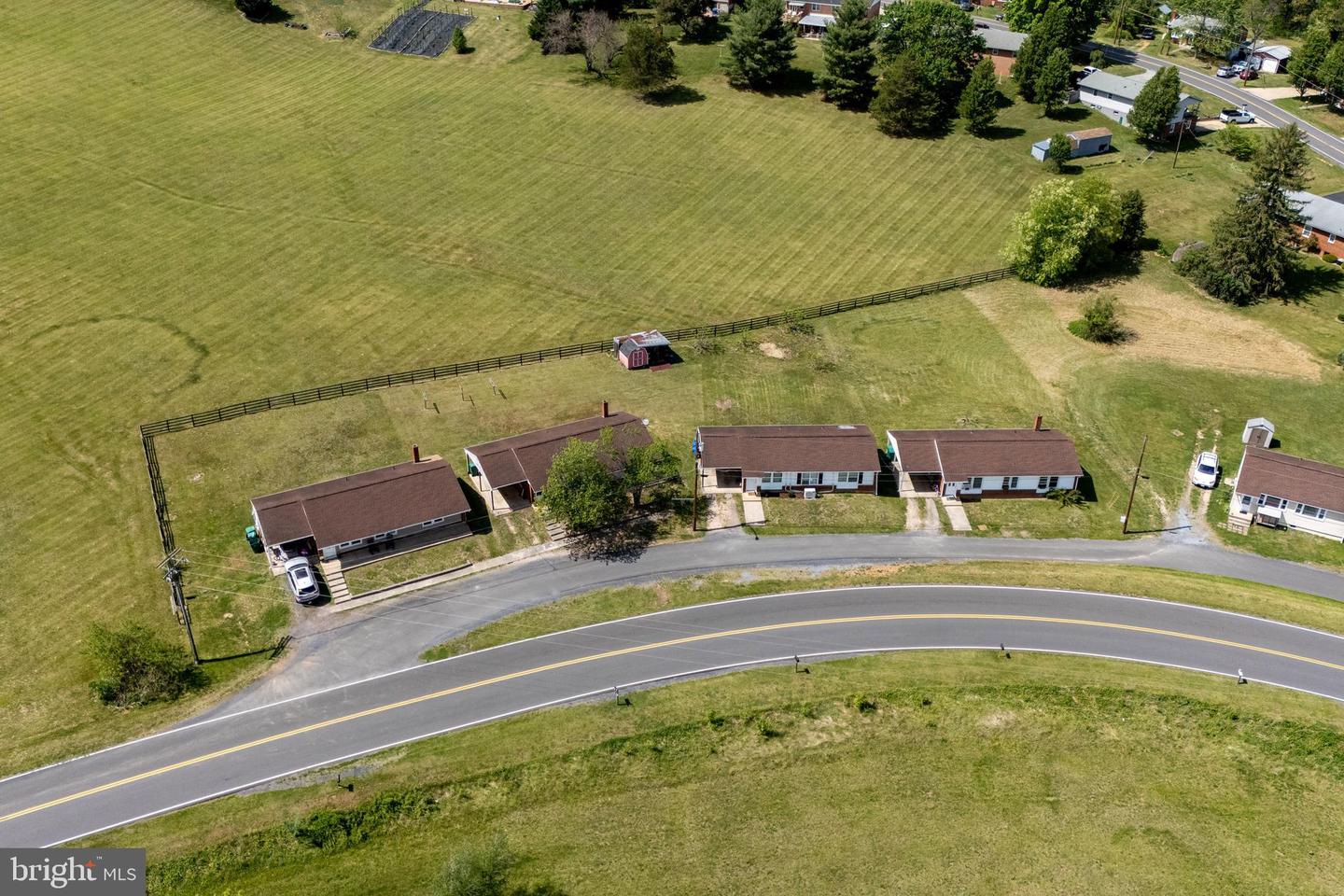 4 COTTAGE DR, LURAY, Virginia 22835, 2 Bedrooms Bedrooms, ,1 BathroomBathrooms,Residential,For sale,4 COTTAGE DR,VAPA2004884 MLS # VAPA2004884
