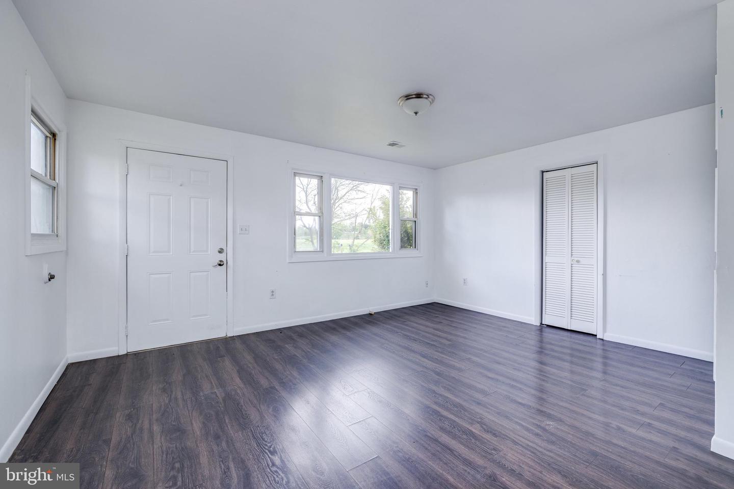 4 COTTAGE DR, LURAY, Virginia 22835, 2 Bedrooms Bedrooms, ,1 BathroomBathrooms,Residential,For sale,4 COTTAGE DR,VAPA2004884 MLS # VAPA2004884