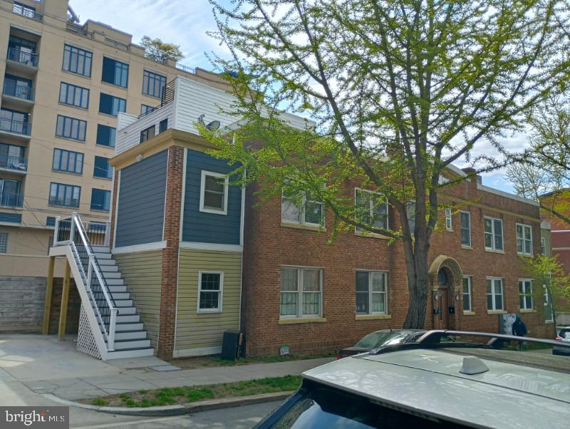 3701 9TH ST NW #1, WASHINGTON, District Of Columbia 20010, 2 Bedrooms Bedrooms, ,2 BathroomsBathrooms,Residential,For sale,3701 9TH ST NW #1,DCDC2199866 MLS # DCDC2199866