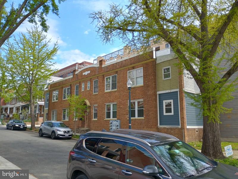 3701 9TH ST NW #1, WASHINGTON, District Of Columbia 20010, 2 Bedrooms Bedrooms, ,2 BathroomsBathrooms,Residential,For sale,3701 9TH ST NW #1,DCDC2199866 MLS # DCDC2199866