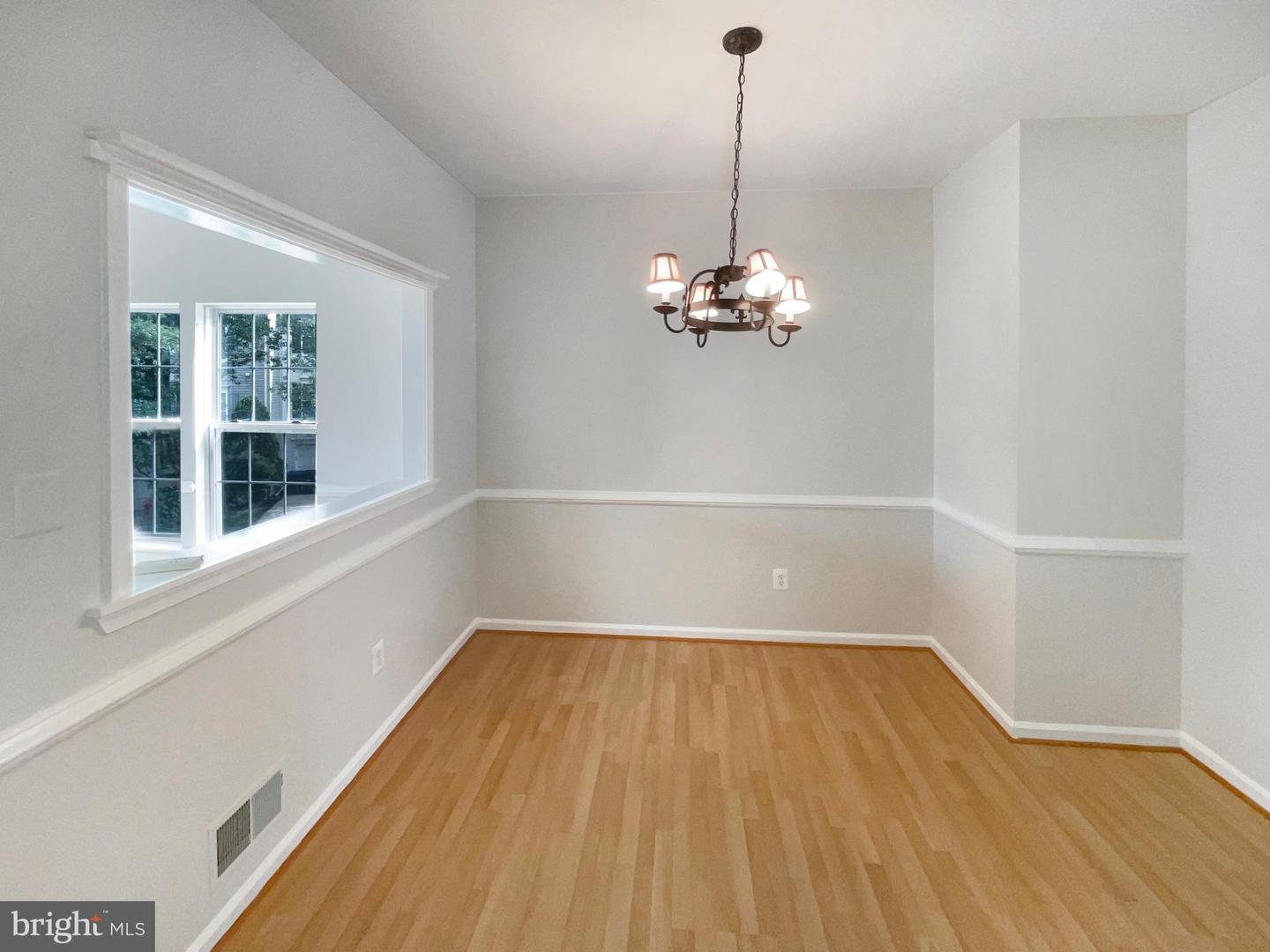 14272 GLADE SPRING DR, CENTREVILLE, Virginia 20121, 3 Bedrooms Bedrooms, ,2 BathroomsBathrooms,Residential,For sale,14272 GLADE SPRING DR,VAFX2239796 MLS # VAFX2239796