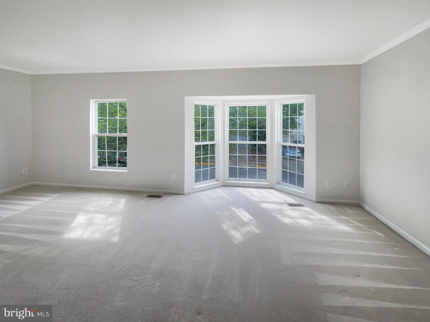 14272 GLADE SPRING DR, CENTREVILLE, Virginia 20121, 3 Bedrooms Bedrooms, ,2 BathroomsBathrooms,Residential,For sale,14272 GLADE SPRING DR,VAFX2239796 MLS # VAFX2239796