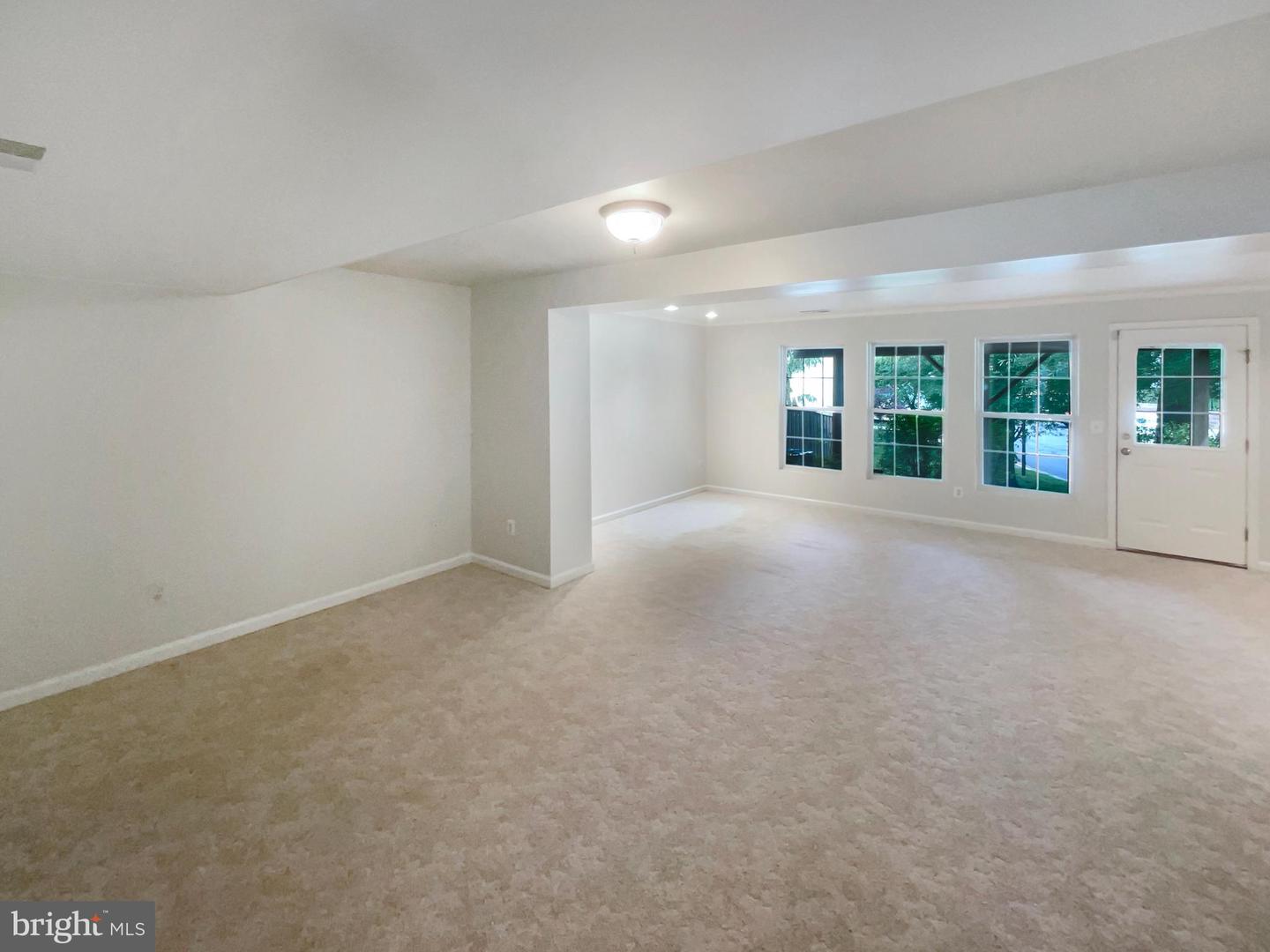 14272 GLADE SPRING DR, CENTREVILLE, Virginia 20121, 3 Bedrooms Bedrooms, ,2 BathroomsBathrooms,Residential,For sale,14272 GLADE SPRING DR,VAFX2239796 MLS # VAFX2239796