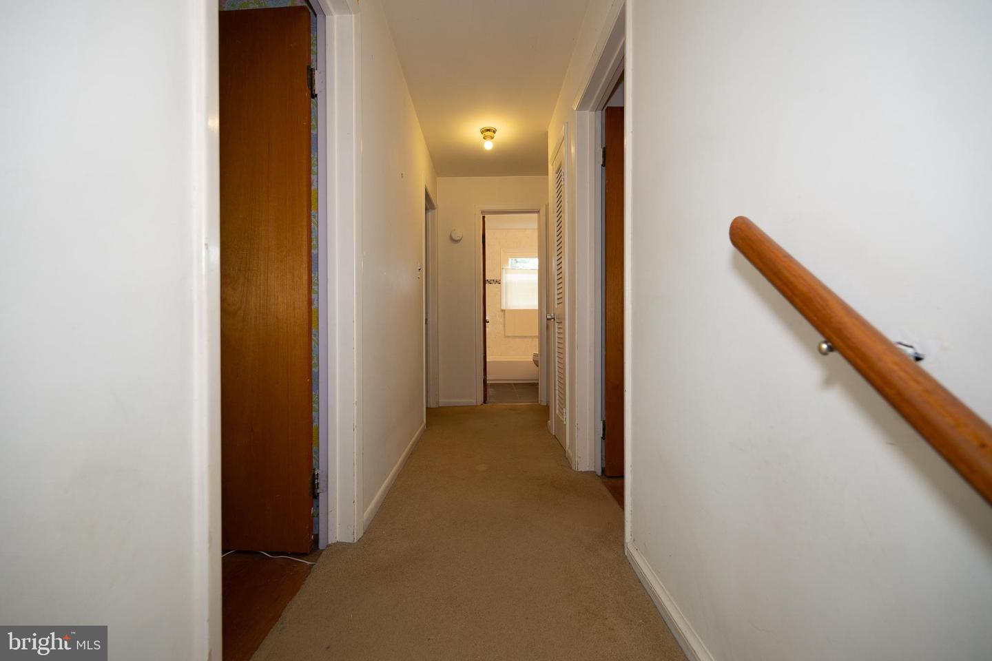 402 OLD COURTHOUSE RD NE, VIENNA, Virginia 22180, 5 Bedrooms Bedrooms, ,3 BathroomsBathrooms,Residential,For sale,402 OLD COURTHOUSE RD NE,VAFX2239804 MLS # VAFX2239804