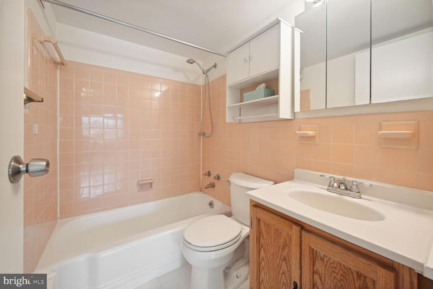 4600 CONNECTICUT AVE NW #309, WASHINGTON, District Of Columbia 20008, 2 Bedrooms Bedrooms, ,2 BathroomsBathrooms,Residential,For sale,4600 CONNECTICUT AVE NW #309,DCDC2199784 MLS # DCDC2199784