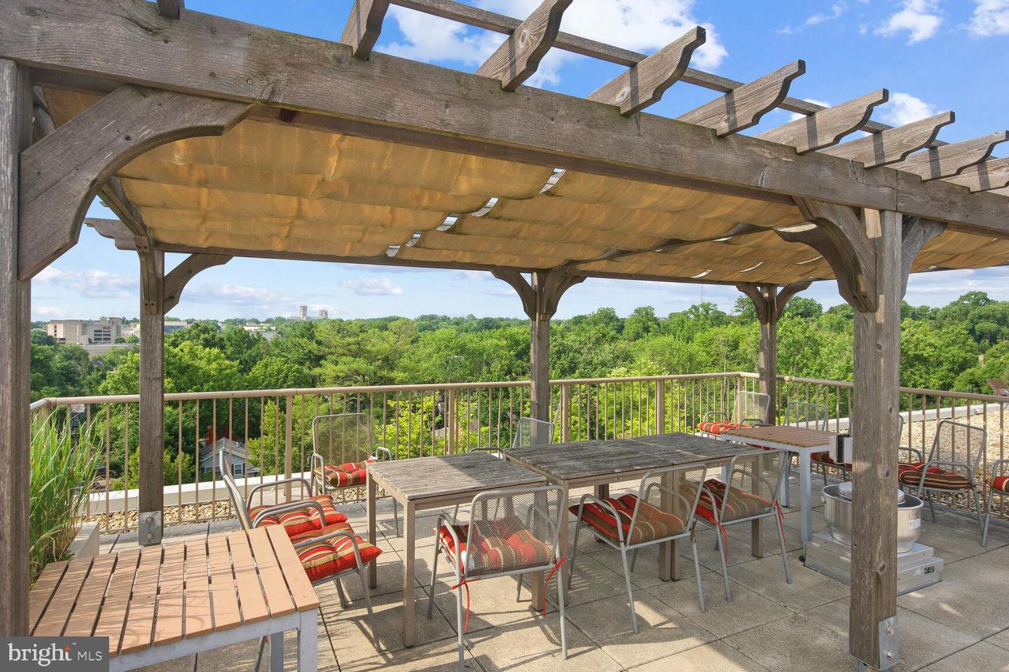 4600 CONNECTICUT AVE NW #309, WASHINGTON, District Of Columbia 20008, 2 Bedrooms Bedrooms, ,2 BathroomsBathrooms,Residential,For sale,4600 CONNECTICUT AVE NW #309,DCDC2199784 MLS # DCDC2199784