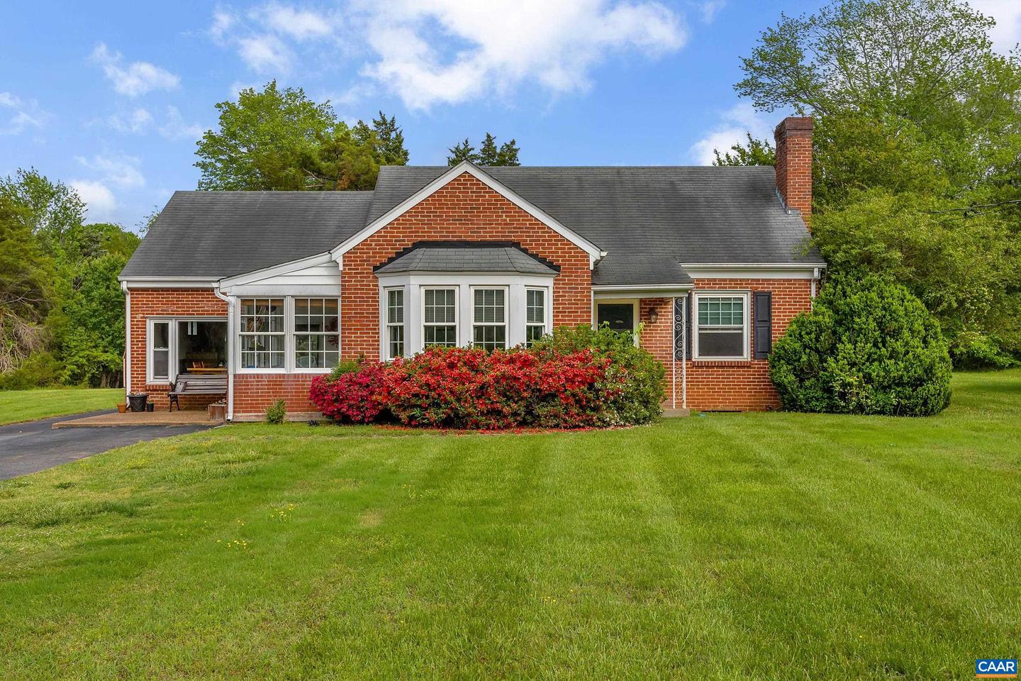 2876 W RIVER RD, GOOCHLAND, Virginia 23063, 2 Bedrooms Bedrooms, ,1 BathroomBathrooms,Residential,For sale,2876 W RIVER RD,664282 MLS # 664282