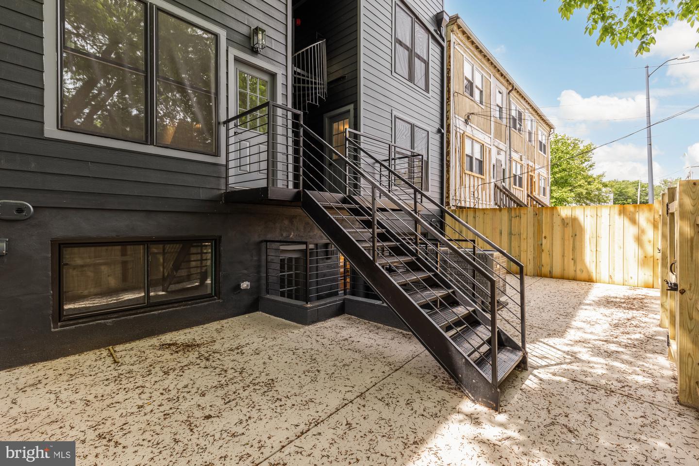 1325 ORREN ST NE #1, WASHINGTON, District Of Columbia 20002, 3 Bedrooms Bedrooms, ,3 BathroomsBathrooms,Residential,For sale,1325 ORREN ST NE #1,DCDC2199774 MLS # DCDC2199774